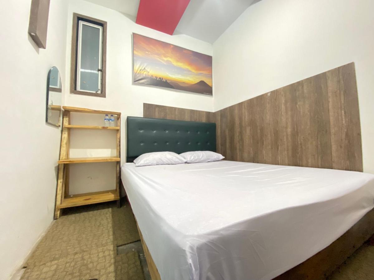Homestay Batu Kelir Syariah Dieng Mitra Reddoorz Diyeng 外观 照片